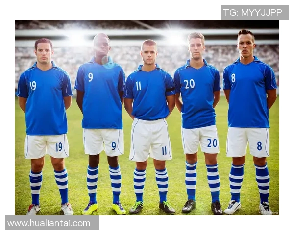 一组珍藏版足球巨星合照头像展现绿茵场上最辉煌瞬间